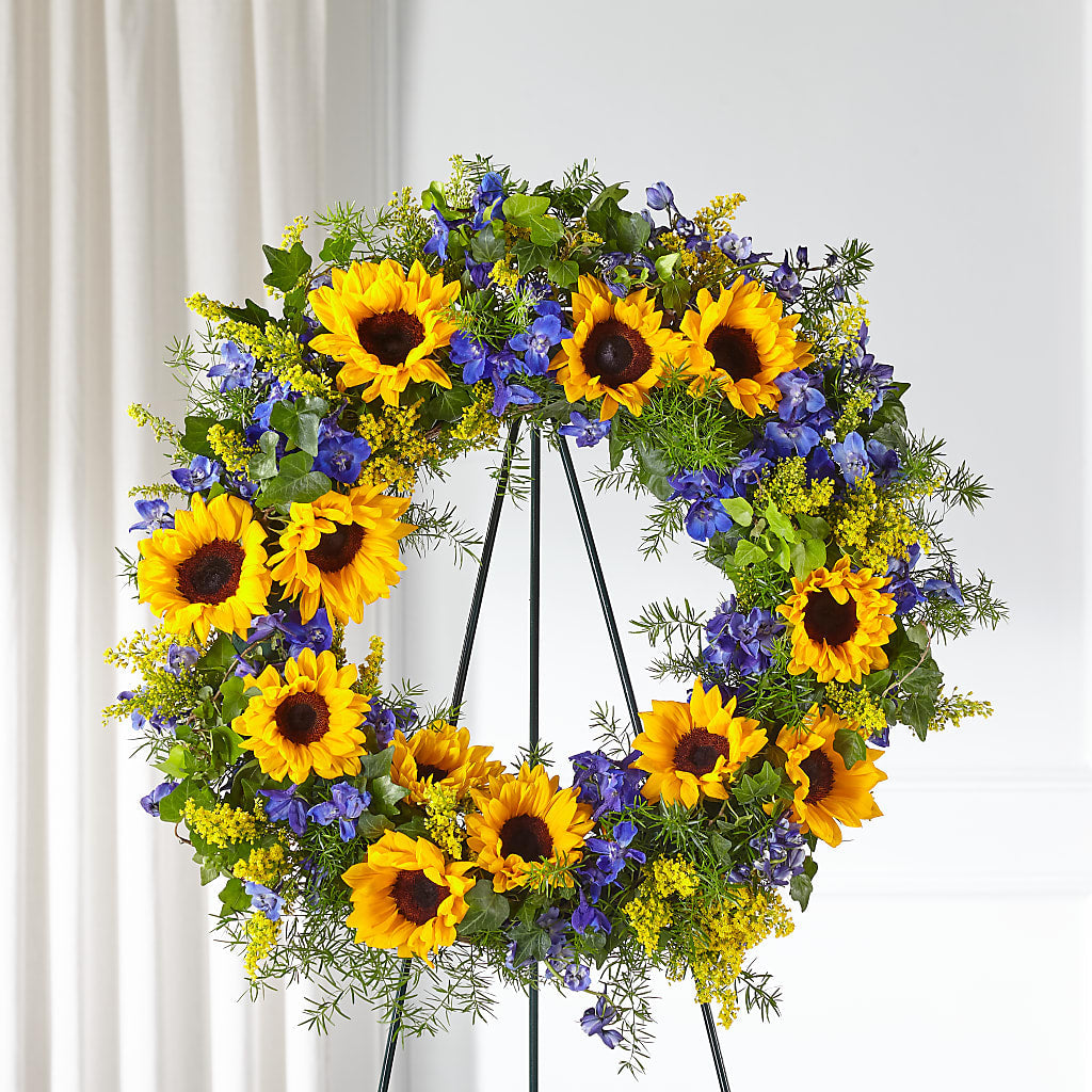 Bright Rays Wreath – The Woodlands Flowers, Conroe TX