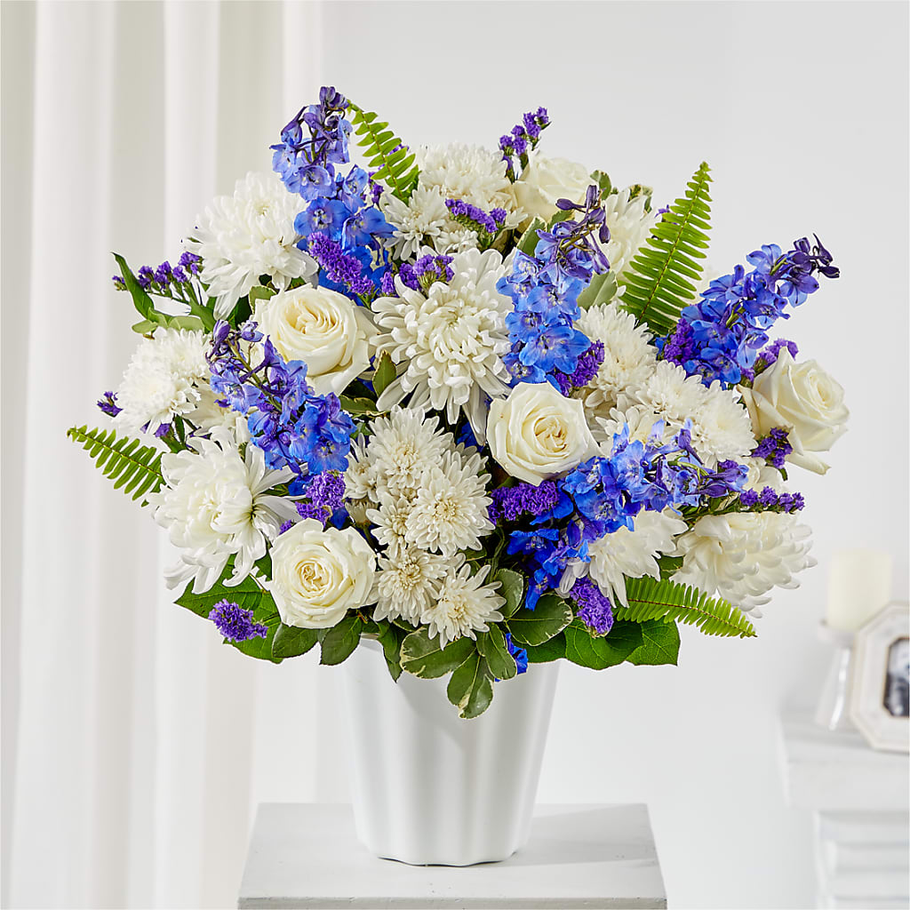 Hold Dear Tabletop Basket – The Woodlands Flowers, Conroe TX