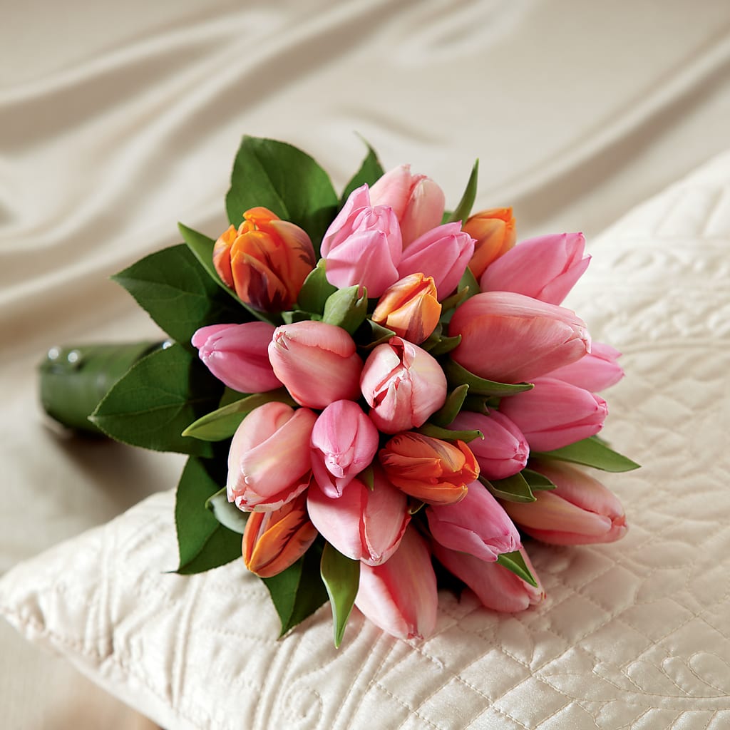 Embraceable Bouquet – The Woodlands Flowers, Conroe TX