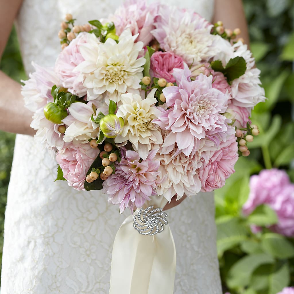 Heart's Promise Bouquet – The Woodlands Flowers, Conroe TX