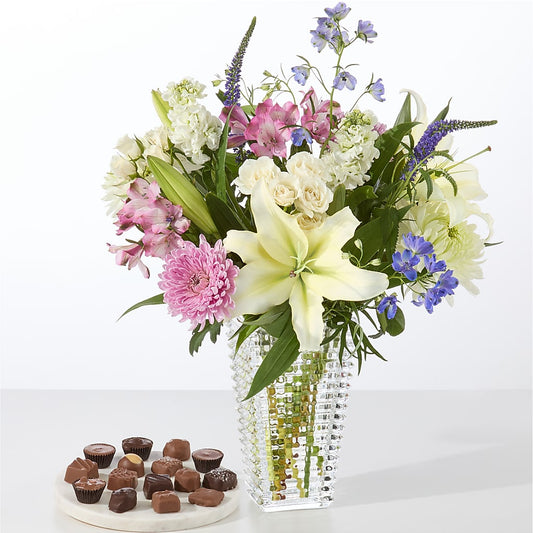 Winter Celebration Bouquet –  The Woodlands Flowers, Conroe TX