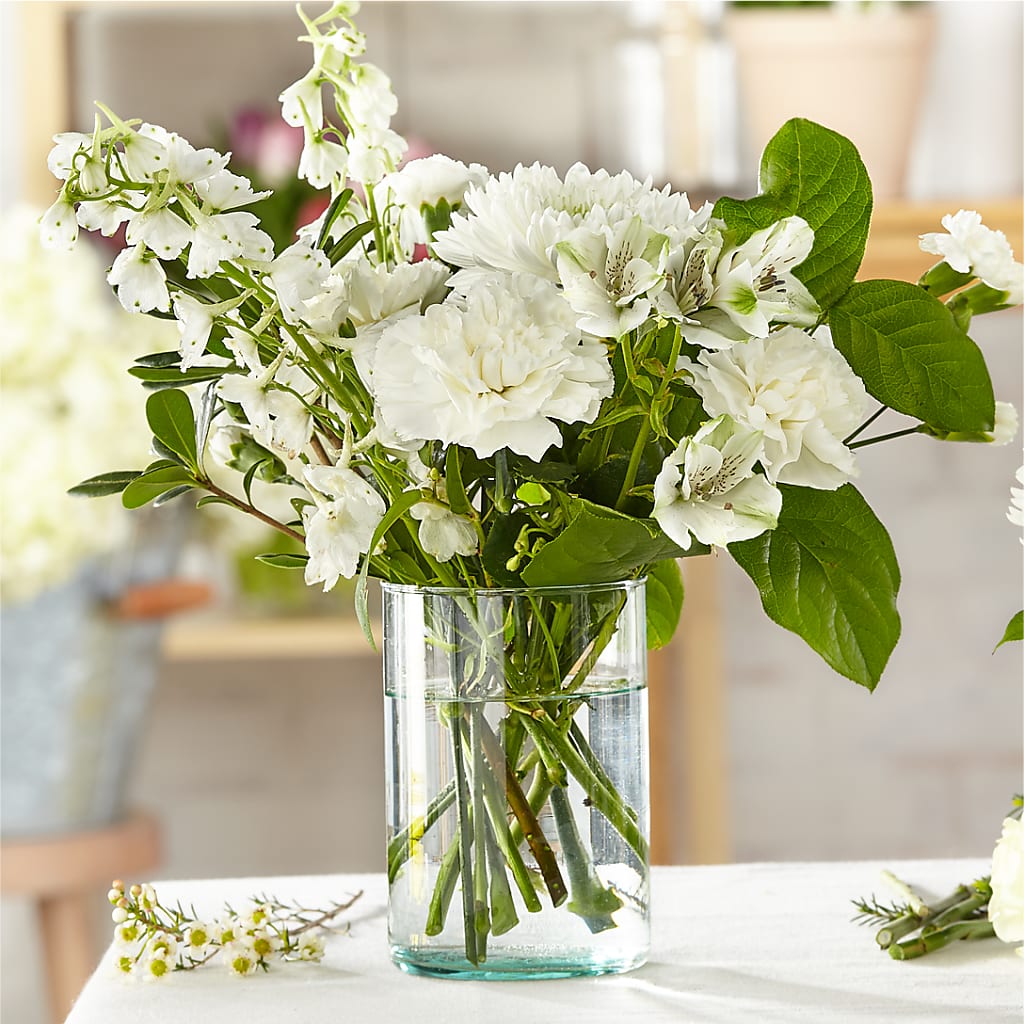 Classic Ivory – A Florist Original –  The Woodlands Flowers, Conroe TX