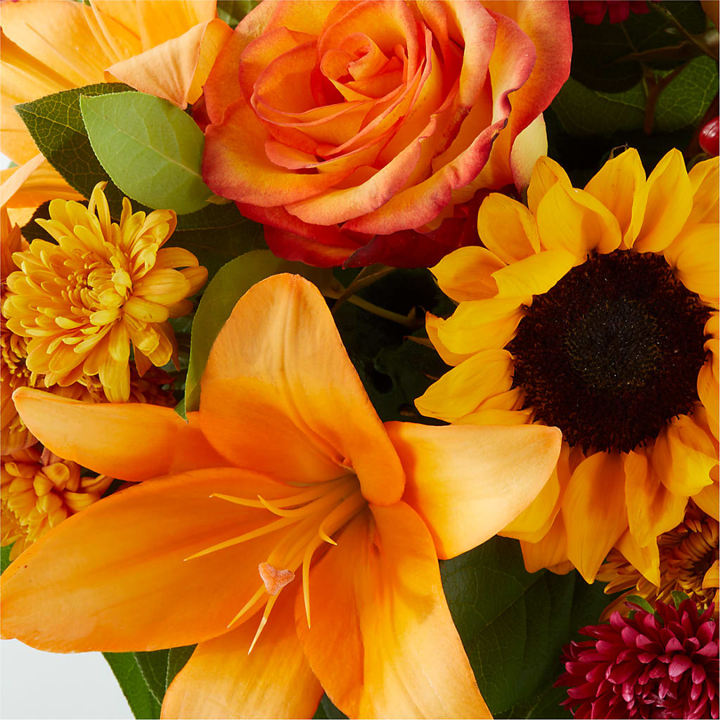 Grateful Centerpiece –  The Woodlands Flowers, Conroe TX