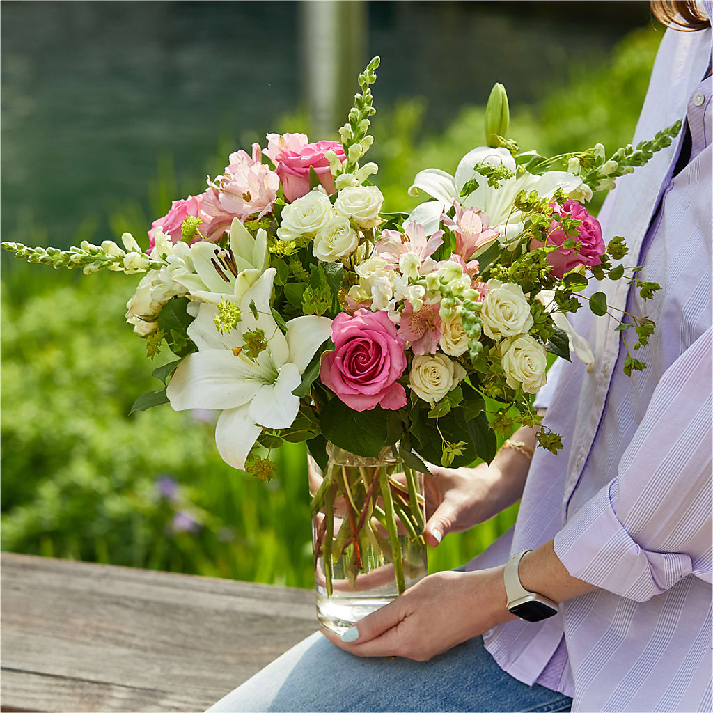 Fondly Bouquet –  The Woodlands Flowers, Conroe TX